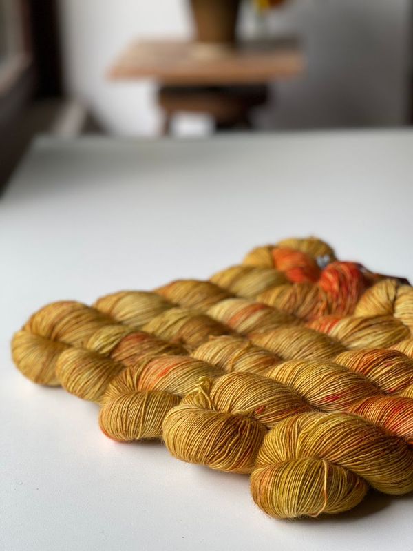500g Trallafitti BlauGesicht, Single Garn, 400m/100g 500g Trallafitti BlauGesicht, Single Garn, 400m/100g