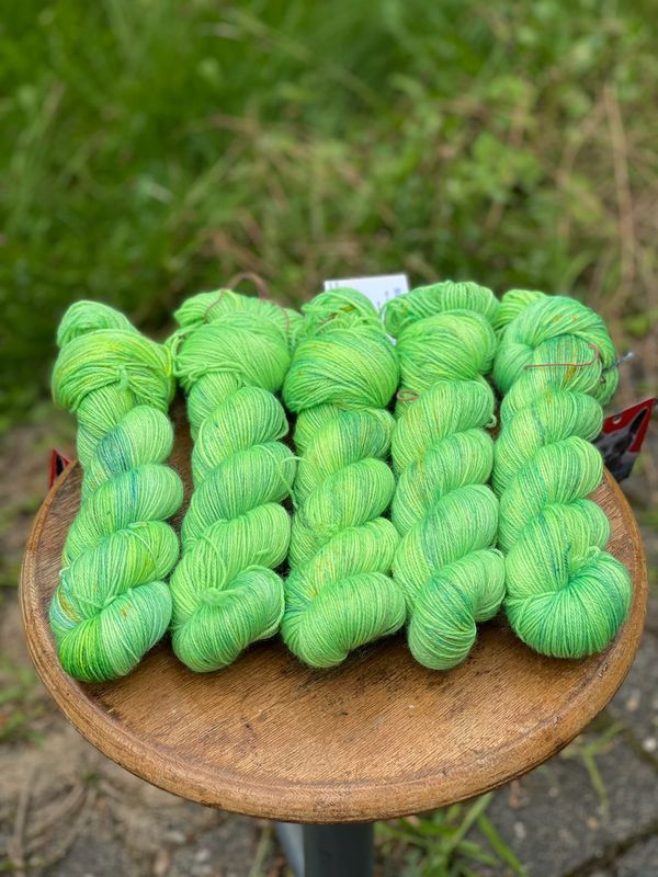 500g BlauGesicht LUXUS, edles BFL-Seide-Kaschmir-Garn 400m/100g 500g BlauGesicht LUXUS, edles BFL-Seide-Kaschmir-Garn 400m/100g