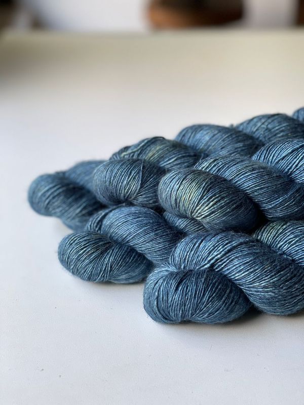 500g Trallafitti mit Seide, Single Garn, 400/100g 500g Trallafitti mit Seide, Single Garn, 400/100g