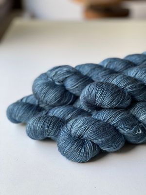 500g Trallafitti mit Seide, Single Garn, 400/100g