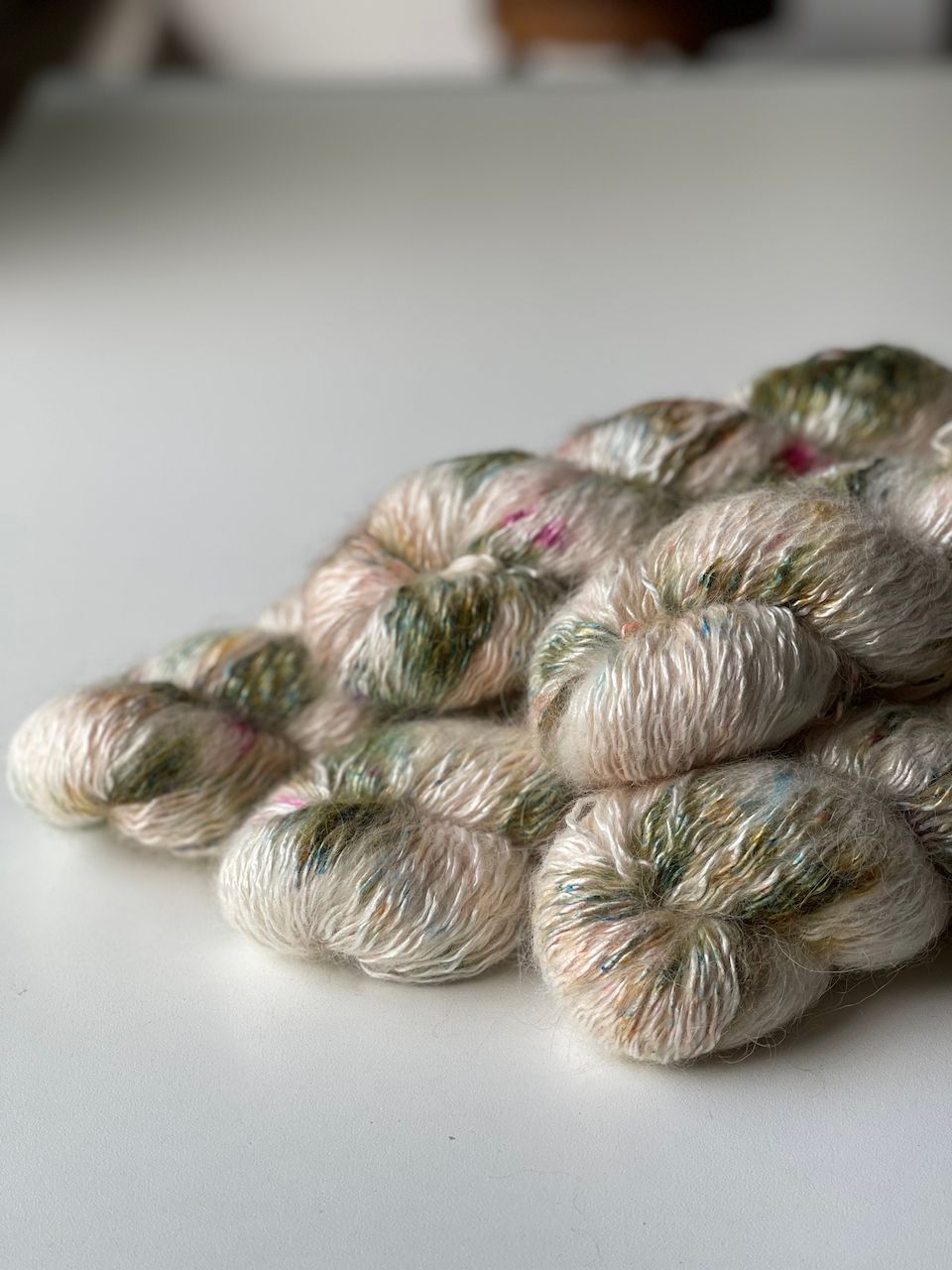 500g Junges Suri Alpaka mit Minipli 500g Junges Suri Alpaka mit Minipli