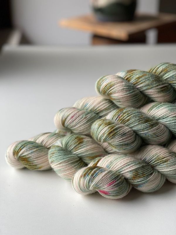 600g Knit By Numbers DK, John Arbon, 250m/100g 600g Knit By Numbers DK, John Arbon, 250m/100g