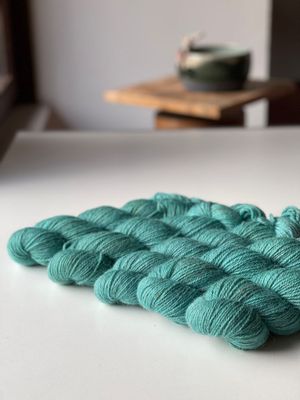 Neu: 500g Ethel DK, John Arbon, 233m/100g Neu: 500g Ethel DK, John Arbon, 233m/100g