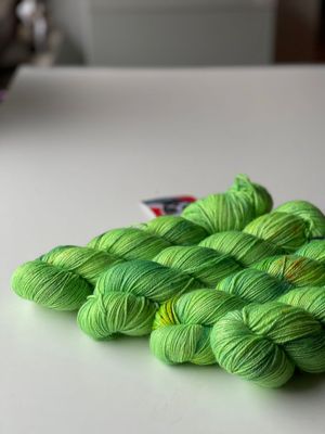 400g BlauGesicht LUXUS, edles BFL-Seide-Kaschmir-Garn 400m/100g 400g BlauGesicht LUXUS, edles BFL-Seide-Kaschmir-Garn 400m/100g