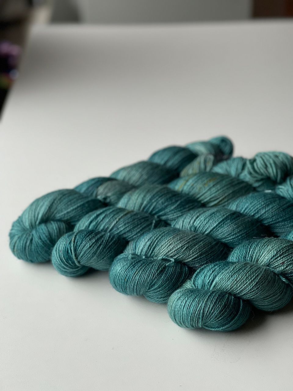 400g BlauGesicht LUXUS, edles BFL-Seide-Kaschmir-Garn 400m/100g 400g BlauGesicht LUXUS, edles BFL-Seide-Kaschmir-Garn 400m/100g