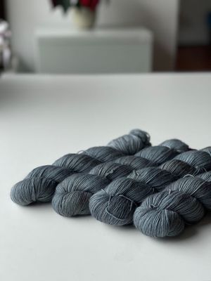 400g BlauGesicht Bei Fuß!, 425m/100g 400g BlauGesicht Bei Fuß!, 425m/100g