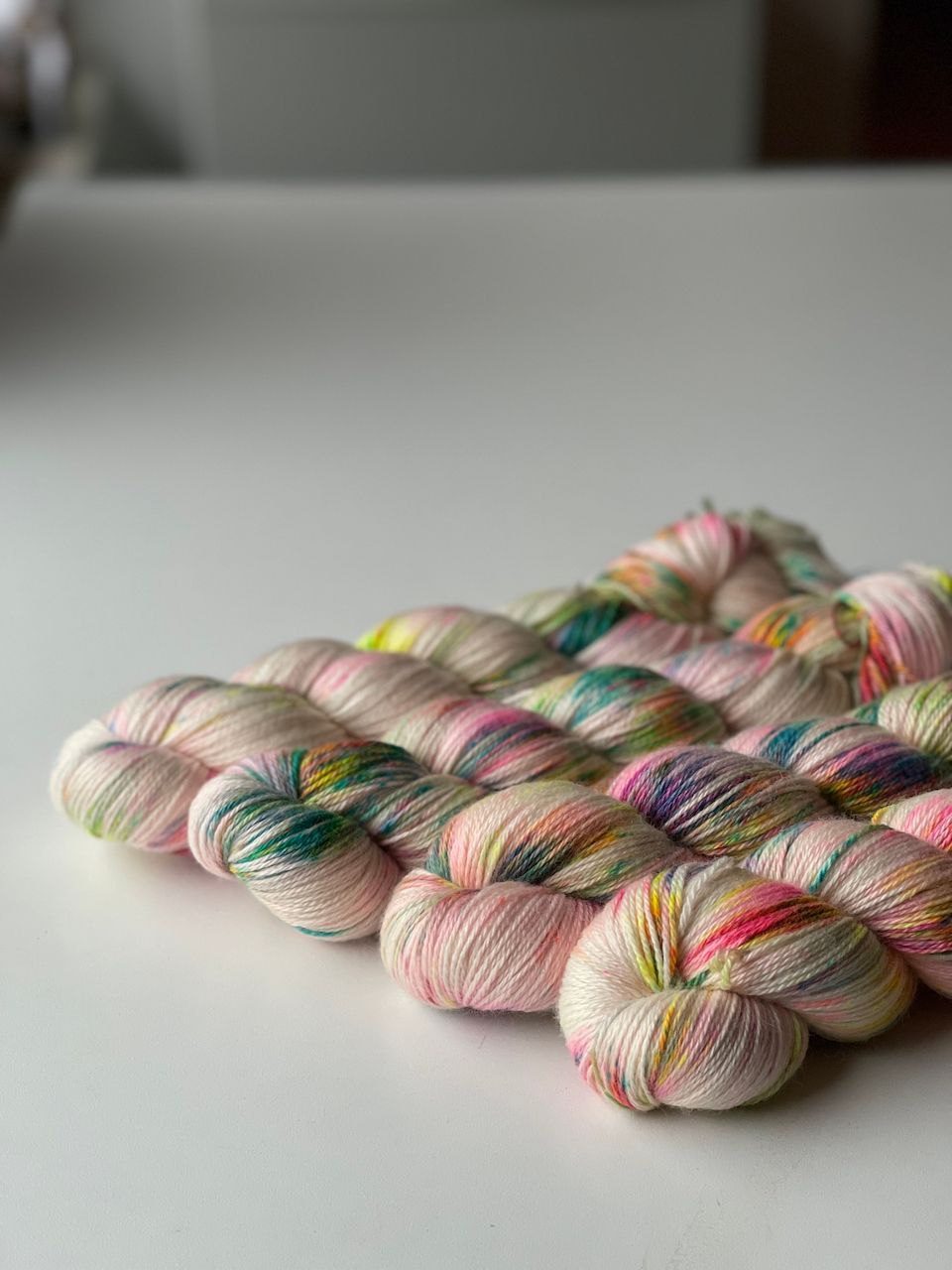 400g BlauGesicht LUXUS, edles BFL-Seide-Kaschmir-Garn 400m/100g 400g BlauGesicht LUXUS, edles BFL-Seide-Kaschmir-Garn 400m/100g