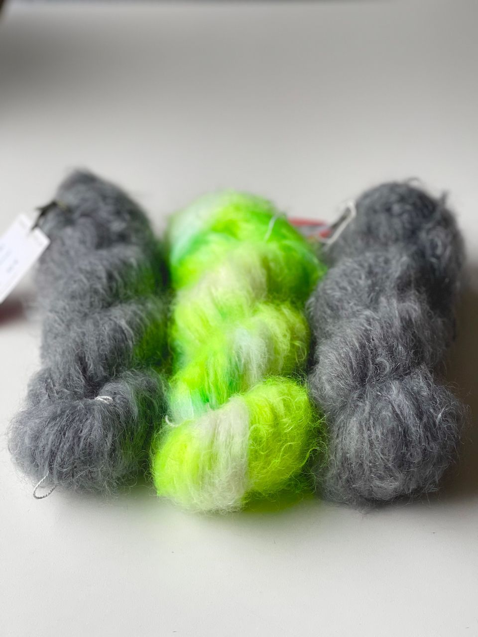 300g Kuschelmonster, 200m/100g 300g Kuschelmonster, 200m/100g