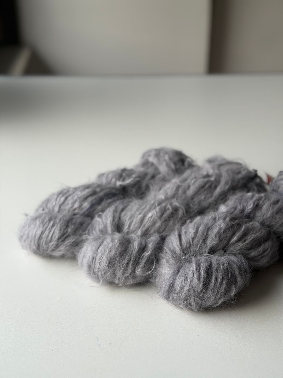 300g Prächtige Fluse, Baby Suri Alpaka /Seide Garn 225m/100g