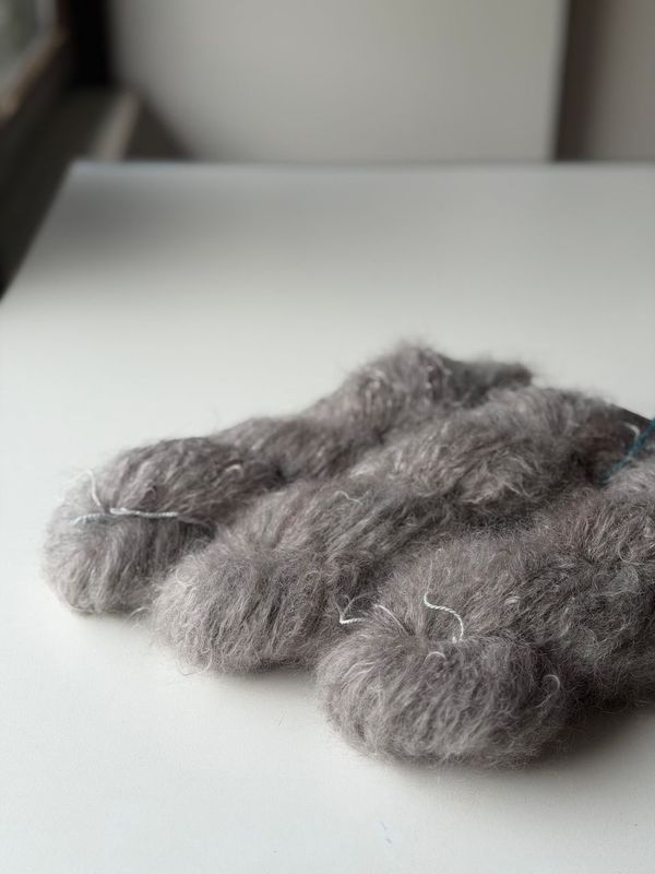 300g Kuschelmonster, 200m/100g 300g Kuschelmonster, 200m/100g