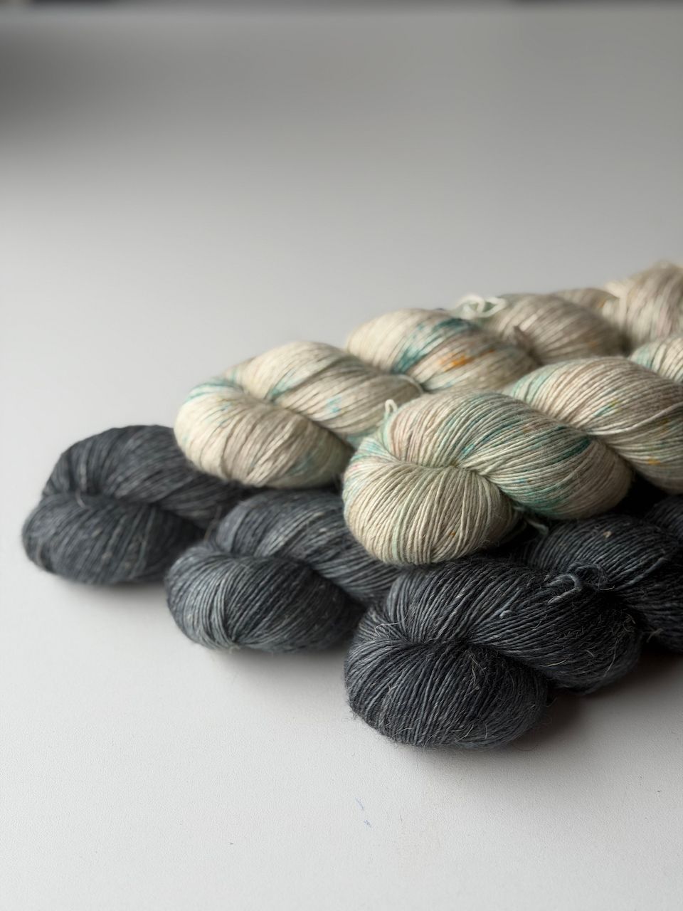 Für einen größeren Renaissance Sweater: 500g Trallafitti Leinen