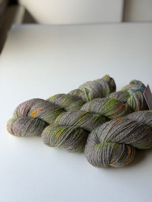 300g Harvest Hues 4ply, John Arbon, 400m/100g