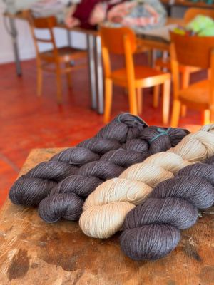 400g für größere Größen vom Sashiko Tee von Elenor Mortensen