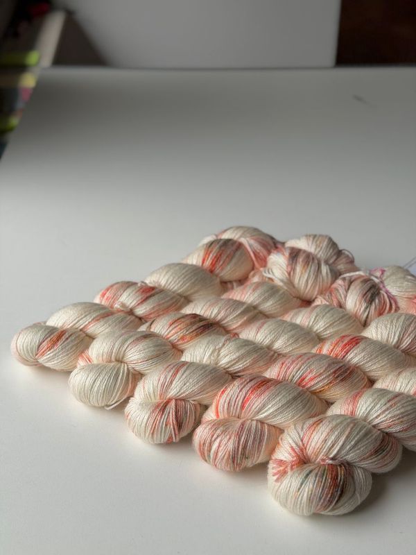 500g BlauGesicht vielseidig, 400m/100g 500g BlauGesicht vielseidig, 400m/100g