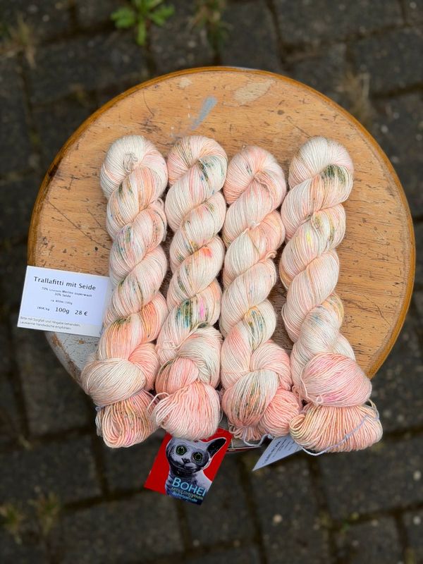 400g Trallafitti mit Seide, Single Garn, 400m/100g 400g Trallafitti mit Seide, Single Garn, 400m/100g