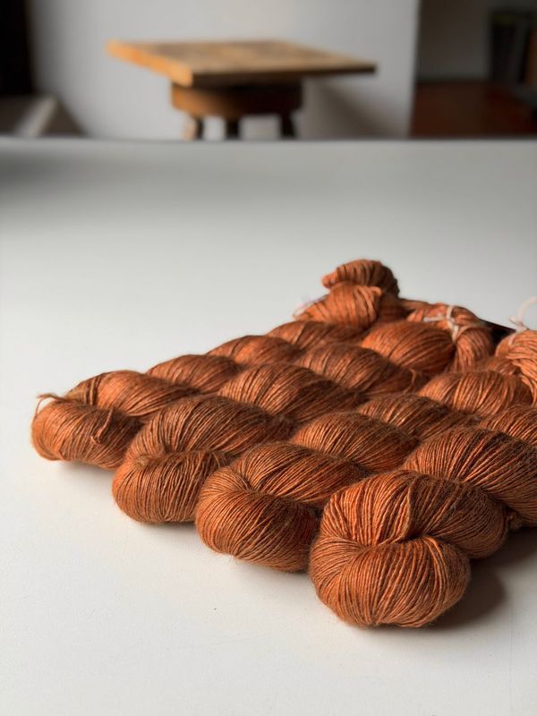 400g Trallafitti mit Seide, Single Garn, 400m/100g 400g Trallafitti mit Seide, Single Garn, 400m/100g