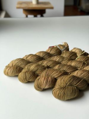 400g Trallafitti BlauGesicht, Single Garn, 400m/100g 400g Trallafitti BlauGesicht, Single Garn, 400m/100g