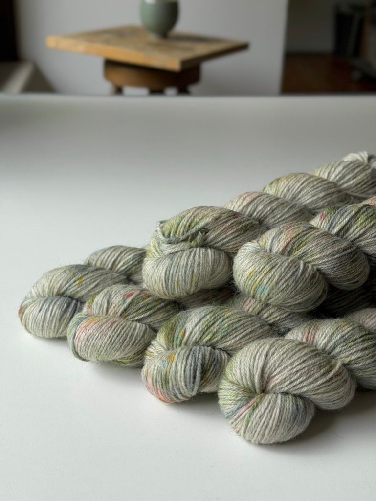 NEUES GARN: 600g Corriedale/Gotland DK NEUES GARN: 600g Corriedale/Gotland DK