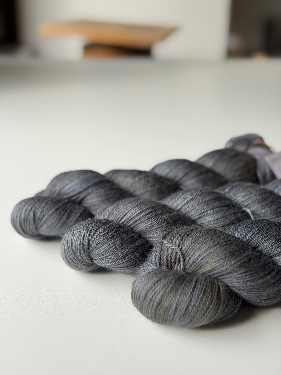 300g BlauGesicht LUXUS, edles BFL-Seide-Kaschmir-Garn 400m/100g 300g BlauGesicht LUXUS, edles BFL-Seide-Kaschmir-Garn 400m/100g