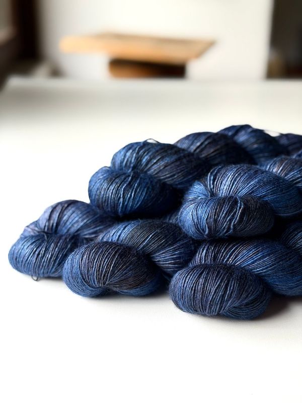 500g Trallafitti mit Seide, Single Garn, 400/100g 500g Trallafitti mit Seide, Single Garn, 400/100g
