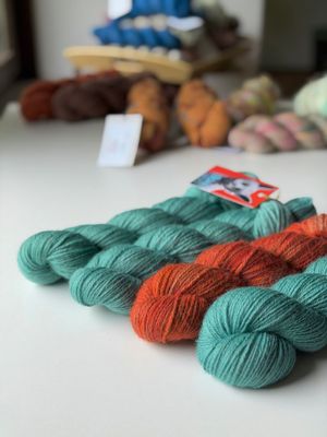 400g für kleinere Größen der Solveig Vest von Elenor Mortensen 400g für kleinere Größen der Solveig Vest von Elenor Mortensen