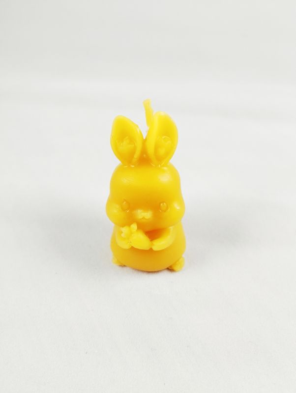 Bienenwachskerze kleiner Hase Bienenwachskerze kleiner Hase
