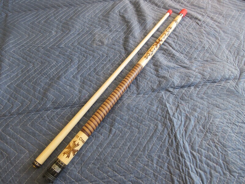 Desperado Iron Cross Pool Cue