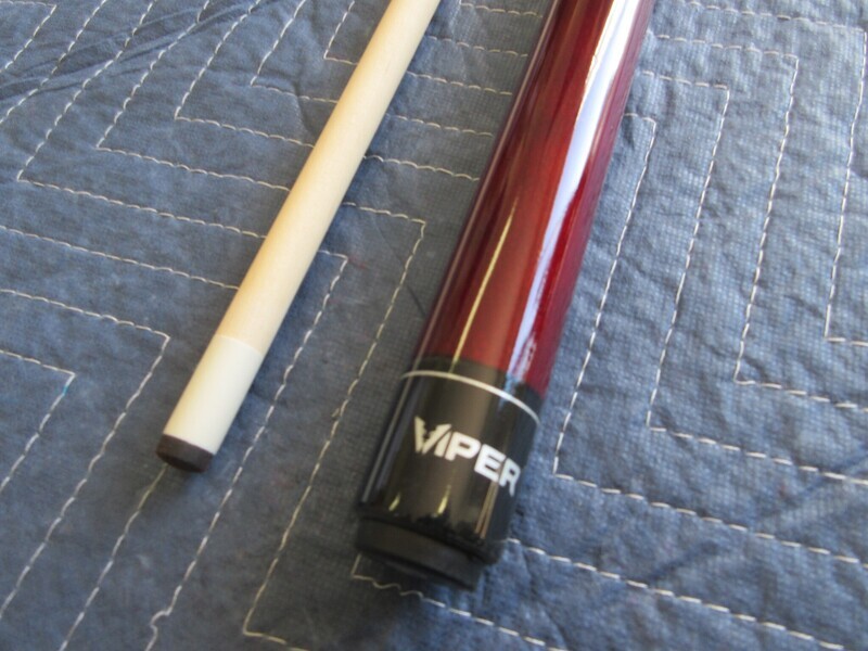 Elite Red Unwrapped Pool Cue