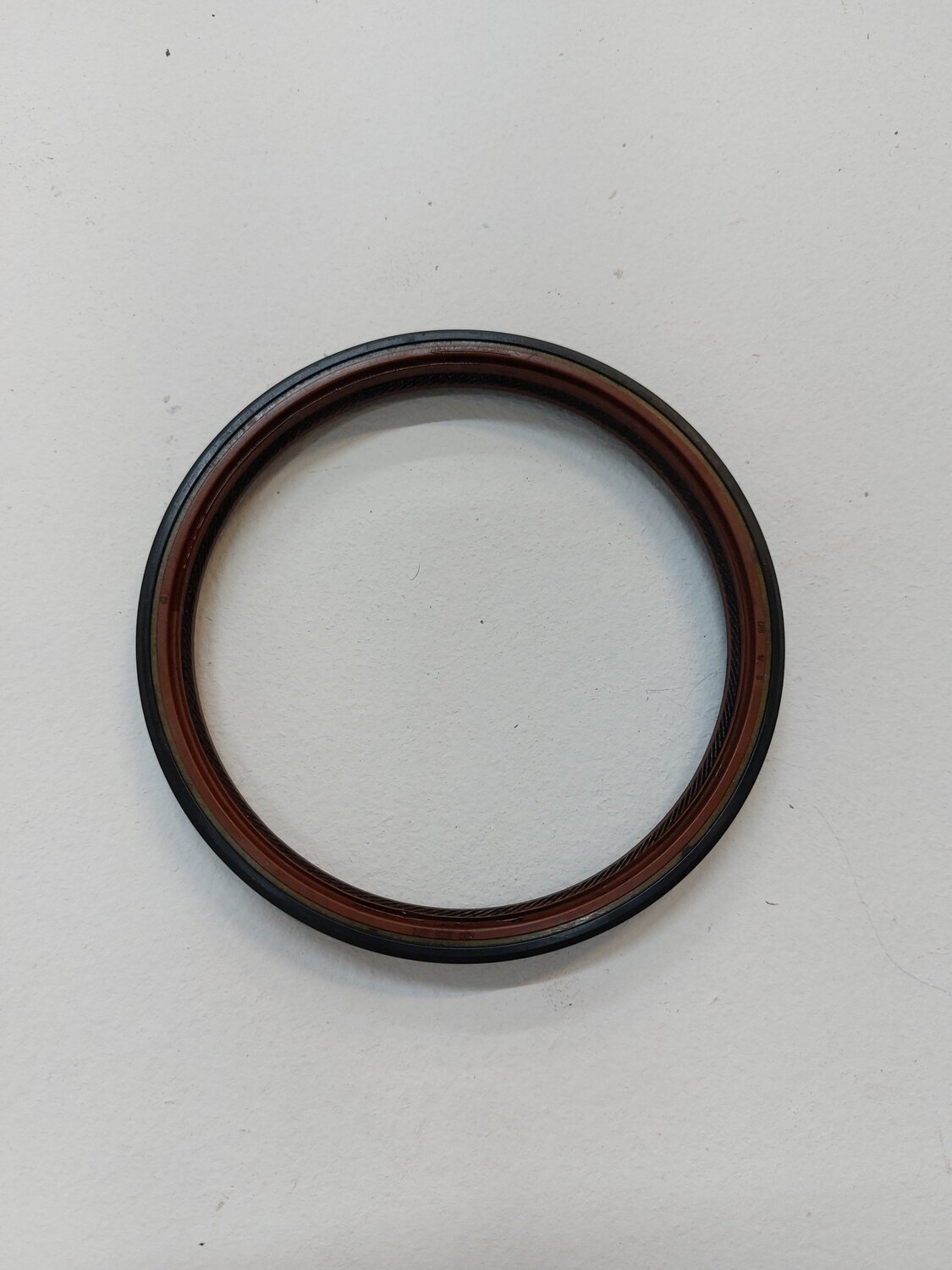 VX220 2.2 crank oil seal