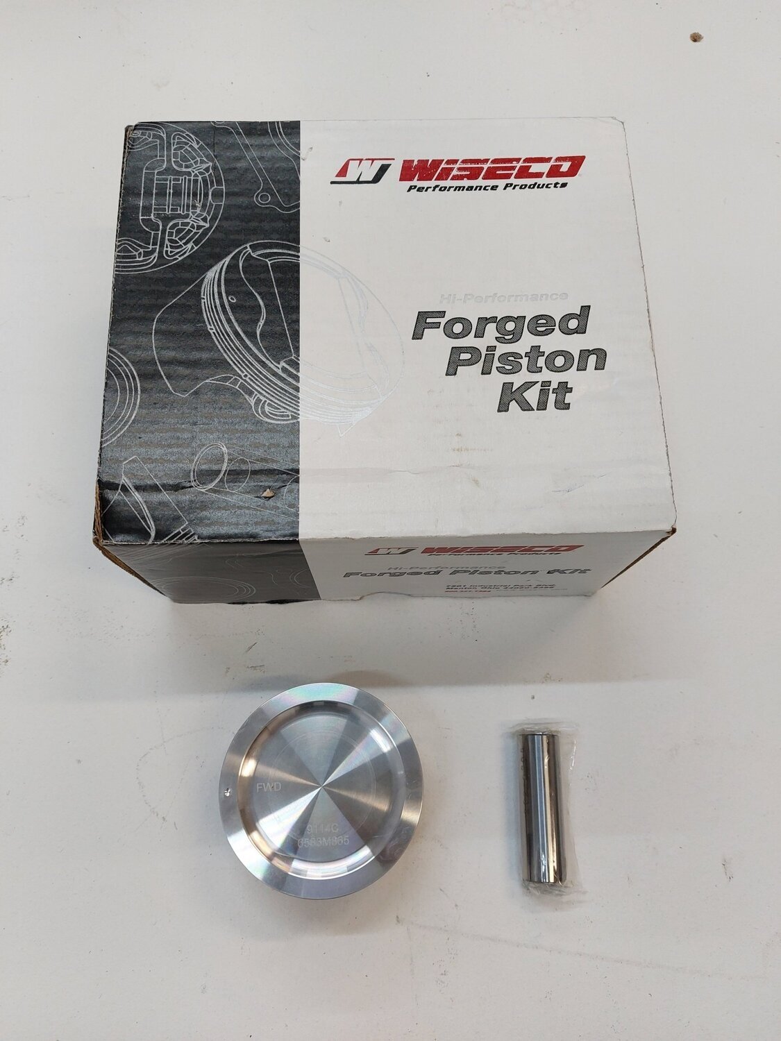 VX220 2.2 Wiseco forged pistons
