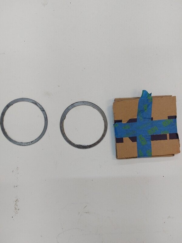 VX220 2.2 sandwich oil seals