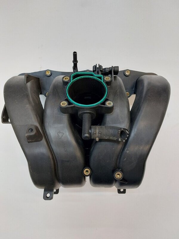 VX220 Used 2.4 Intake manifold