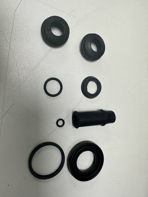 Rear Brembo Caliper Seal Kit