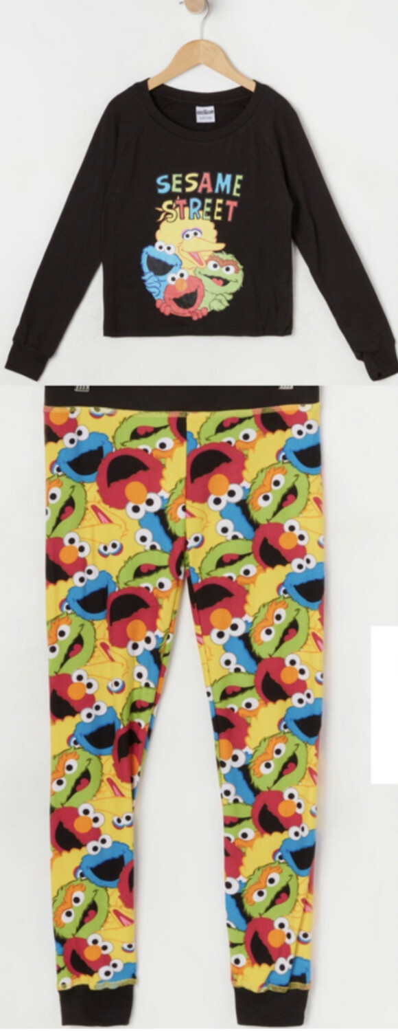 Sesame Street 4pc Pajamas- Matching Srunchies