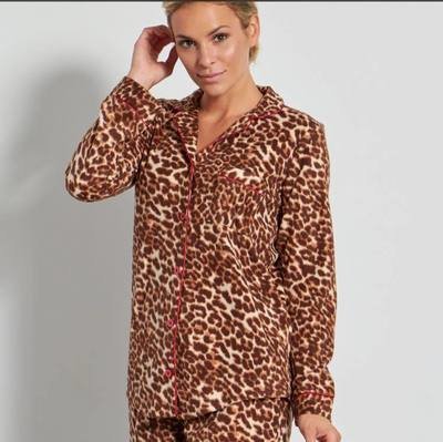 SLEEPWEAR