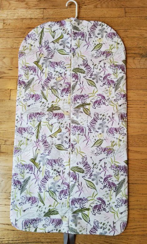 Lavender Chinoiserie Hanging Garment Bag