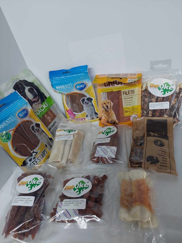 NIEUW!! mega mixpakket DierOKÉ hondensnacks 10 stuks diverse hondensnacks mix en varieer leuk voor kerst / sinterklaas / kerstpakket hond-  pakket 5