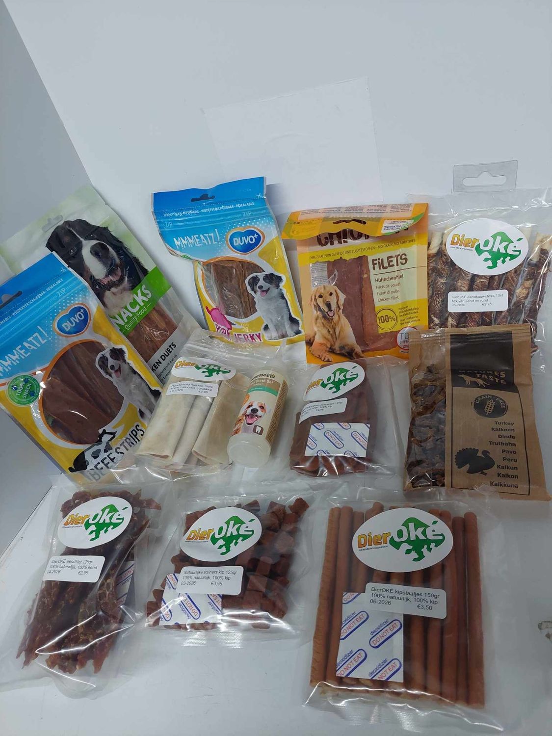 NIEUW!! mega mixpakket DierOKÉ hondensnacks 12 stuks diverse hondensnacks mix en varieer leuk voor kerst / sinterklaas / kerstpakket hond-  pakket 7