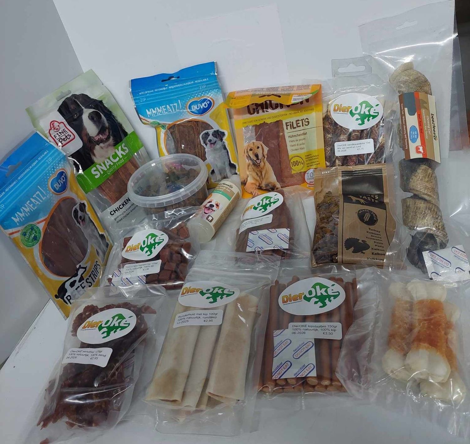 NIEUW!! mega mixpakket DierOKÉ hondensnacks 15 stuks diverse hondensnacks mix en varieer leuk voor kerst / sinterklaas / kerstpakket hond-  pakket 8