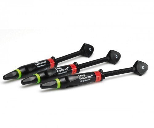 TETRIC EVOCERAM 3 JERINGA 3GR
IVOCLAR COMPOSITE .