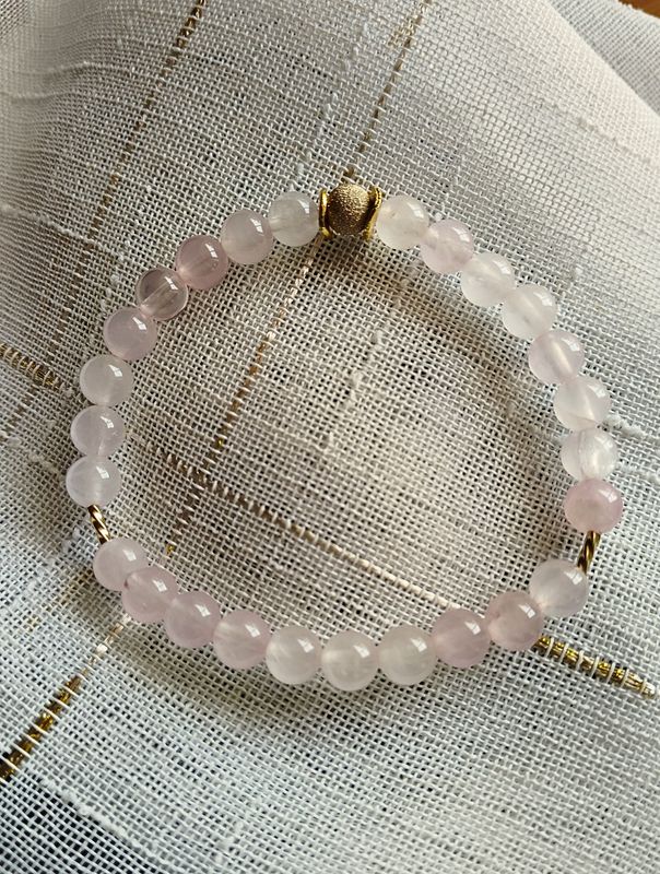 &quot;Le Casual&quot; Gold-Filled en Quartz rose