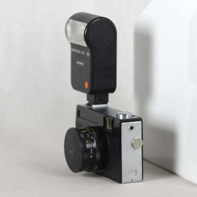 fotoapart analogni z bliskavico