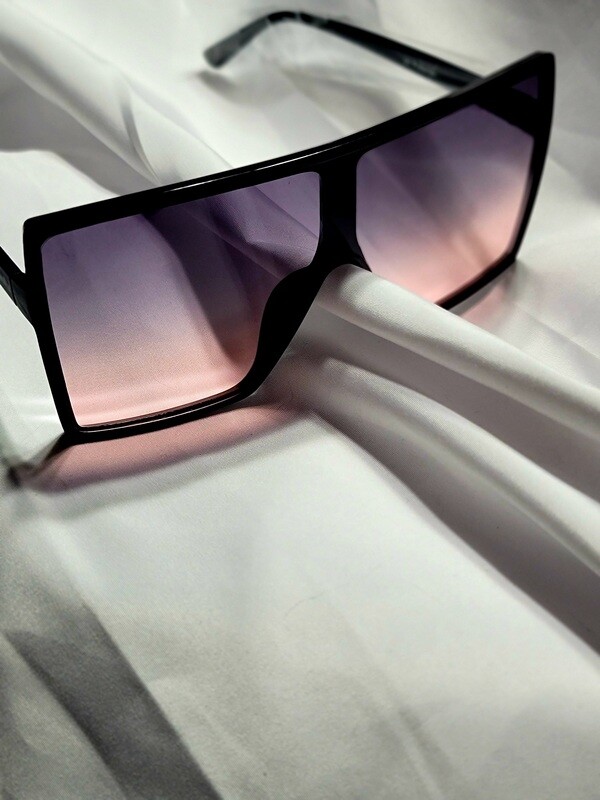 Super Star-Purple/Pink lens (black frame)