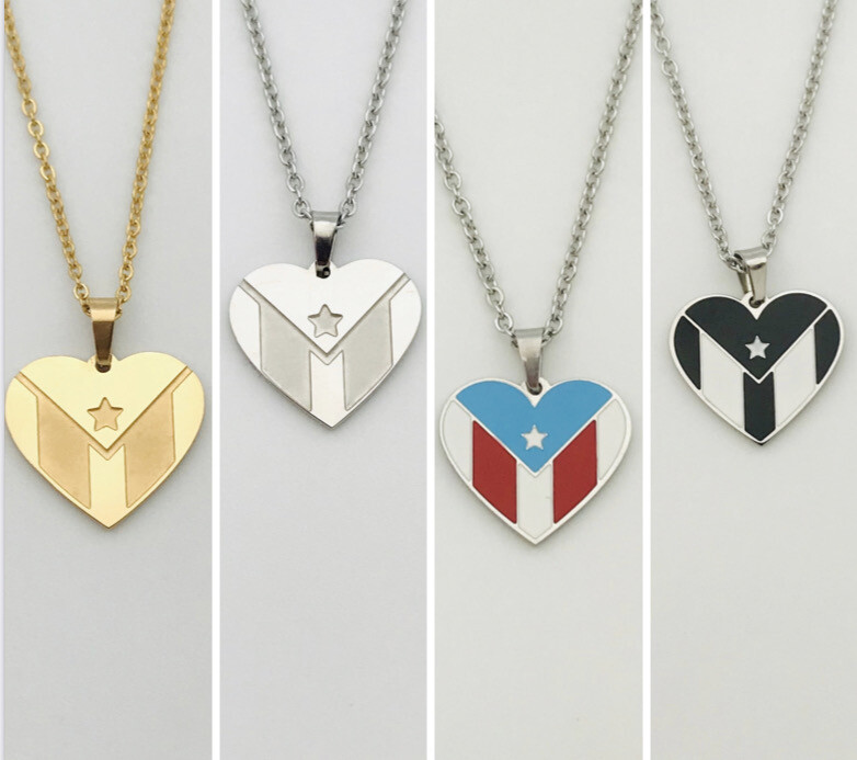 Cadena Y Charm Corazón Bandera de PR  ( Varios Colores A Escoger)