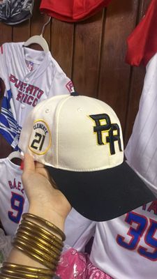 Gorra PR Negra Y Crema 21 Ajustable