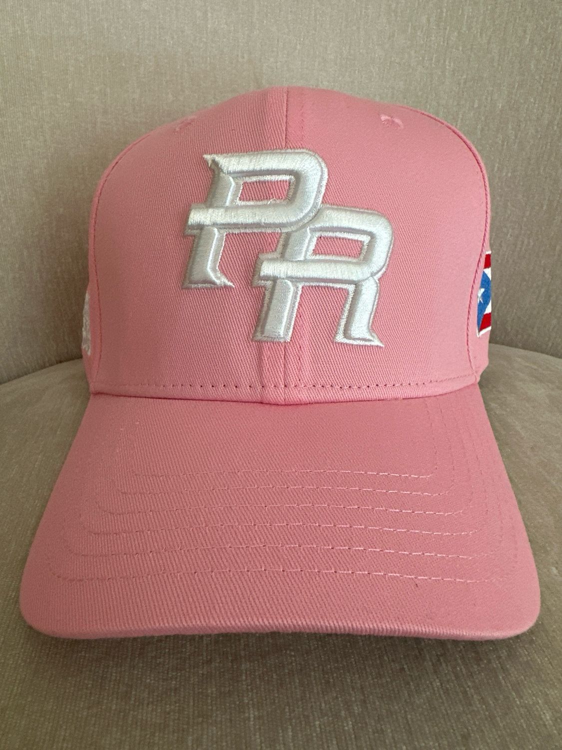 Gorra PR Blanco Y Rosa ( Ajustable )