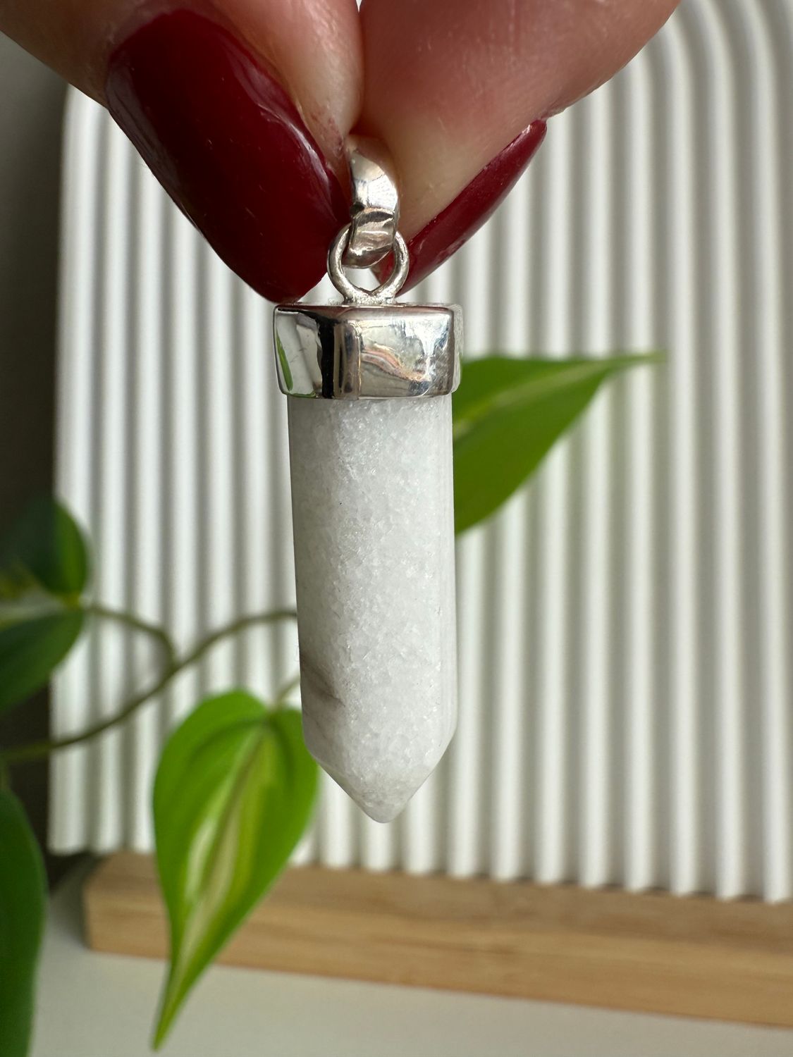 Pendulo de cuarzo blanco *PLATA925*  4cm Purificación, claridad mental, y armonización de la energía.