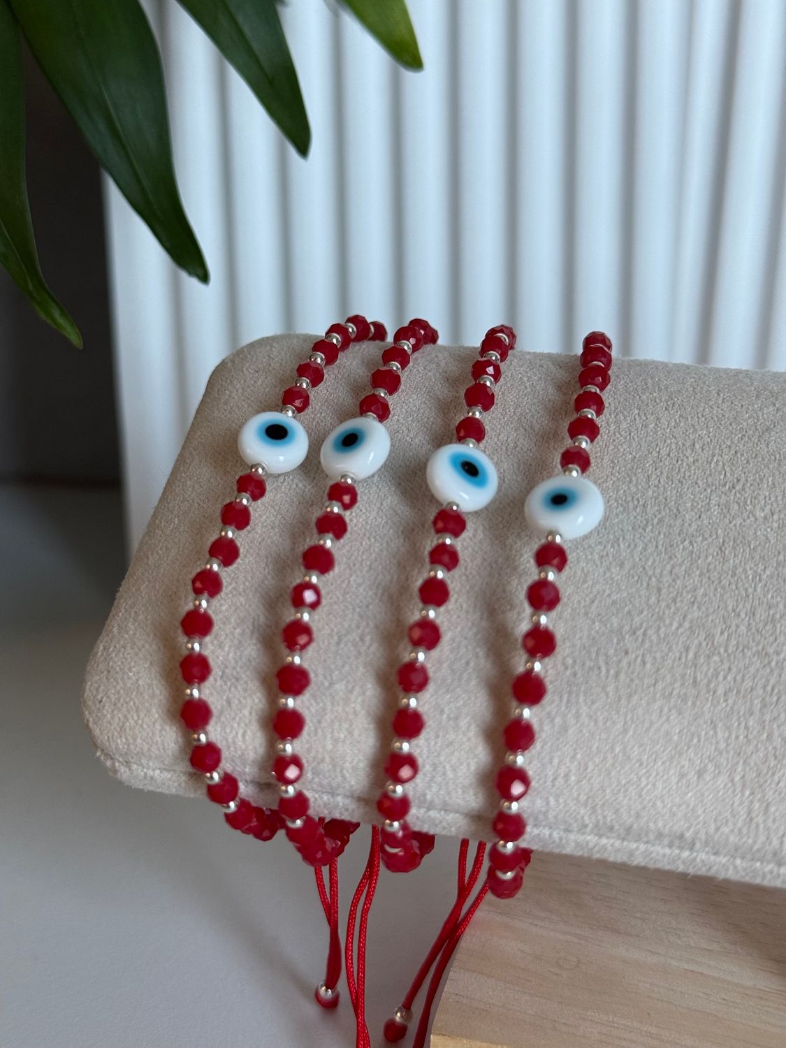 Pulsera luck, cristalito, ojito protector y cuentas de plata 925 Ajustable