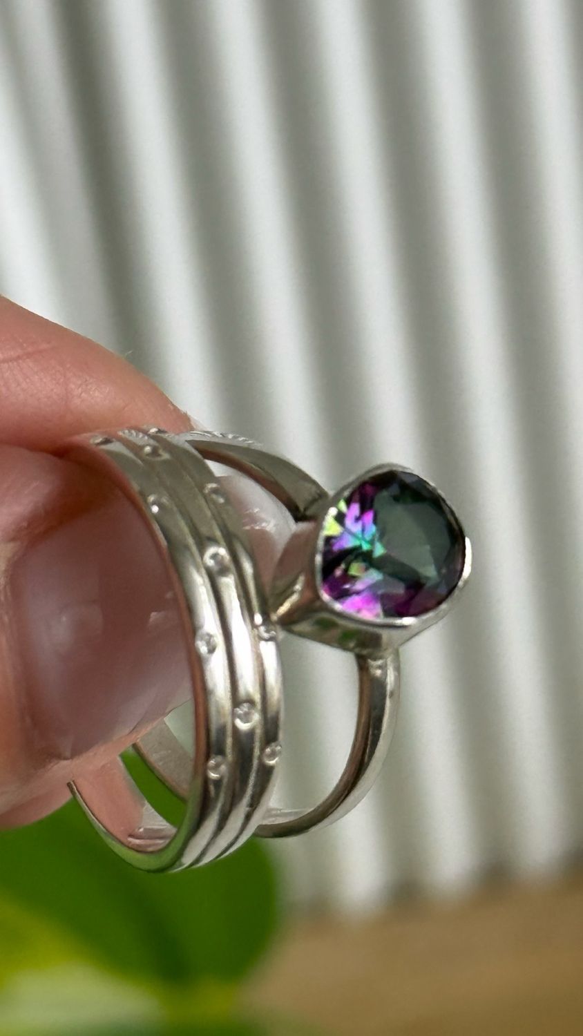 Mix Místico *PLATA925* Anillo puntos de luz + Anillo gota topacio místico.