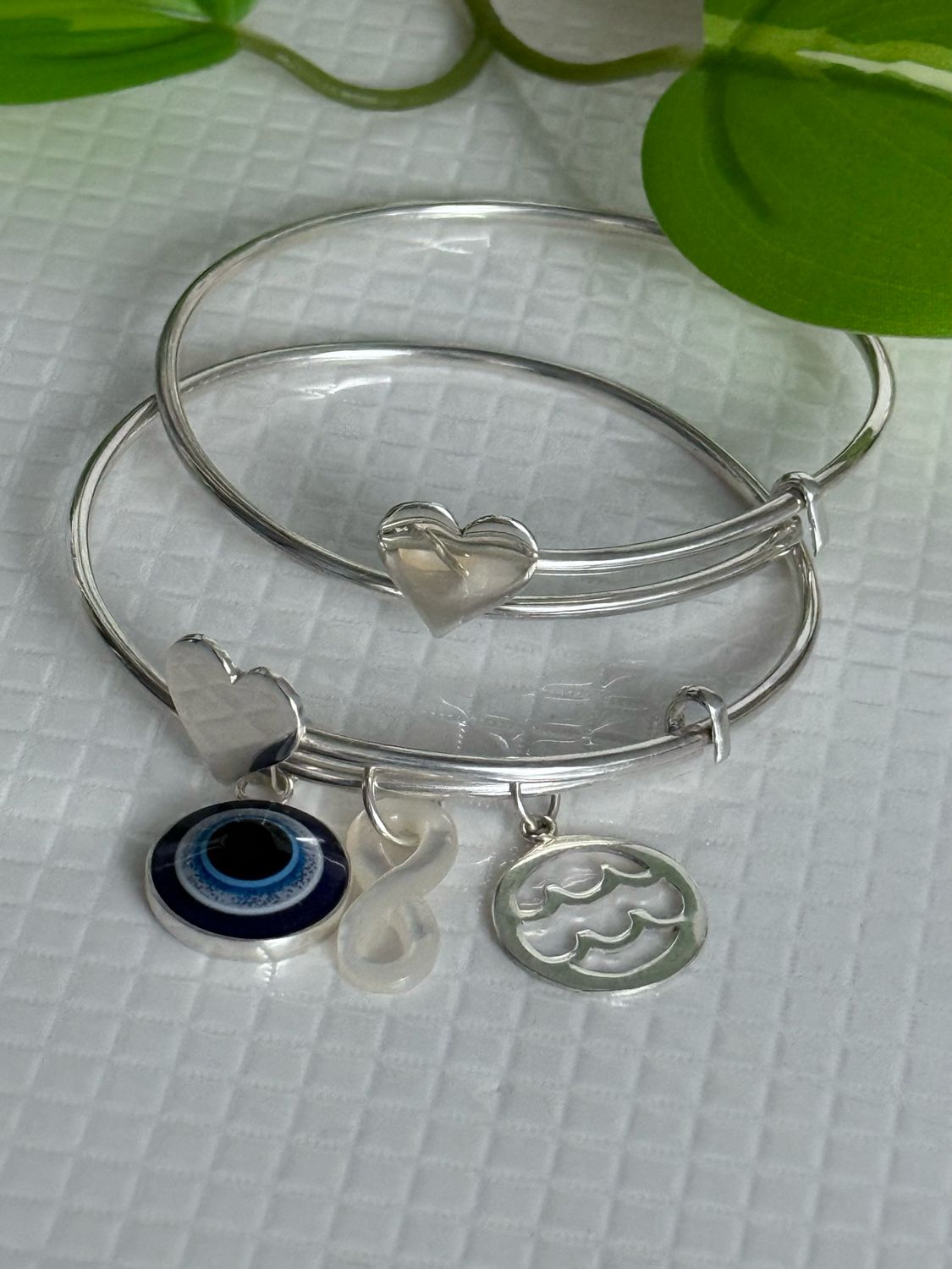 Esclava LATIDO Ajustable a todos los talles🫰🏻Porta dijes🧿*PLATA925*